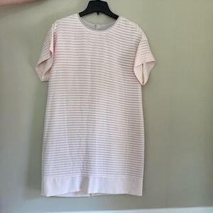 J Crew Dress 12 Knee Length Chiffon Pleated Cream Short Sleeve Back Zip Pristine